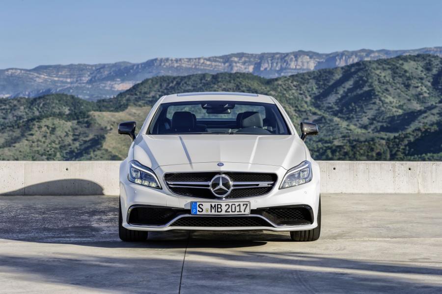  Mercedes-Benz CLS63 AMG S-Model 2015 года  (фото 4 из 17)
